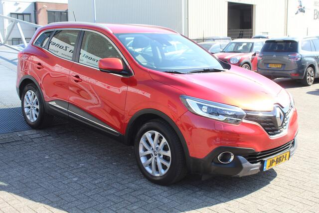 Renault KADJAR 1.2 TCe Intens Navigatie/Achteruitrijcamera/Parkeersensoren rondom/Climate control/Cruise control/Stoelverwarming/Virtual cockpit/Dodehoek detectie/Voorruitverwarming/Keyless/Lane assist/Park assist/Trekhaak/Multifunctioneel stuurwiel/Spraakbediening/17''