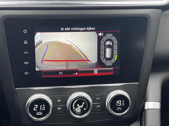 Renault KADJAR 1.3 TCe 160 Intens Automaat / Dealer onderhouden / Trekgewicht 1.500 kg / Navigatie / Stoelverwarming / Apple Carplay Android / Camera /