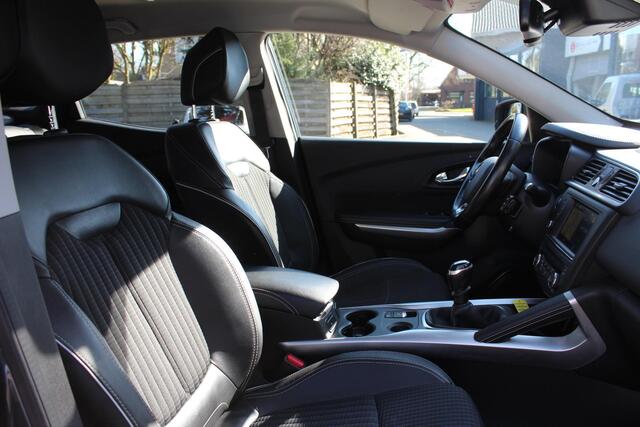 Renault KADJAR 1.3 TCe Bose 160 pk BOSE install. Navigatie, Camera, PDC V+A. Auto inpark.
