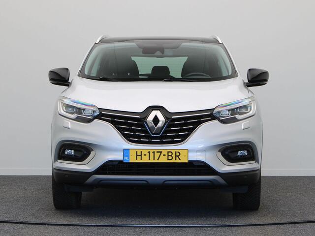 Renault KADJAR 1.3 TCe 160pk Black Edition | Panoramisch dak | Alcantara bekleding | BOSE | Stoelverwarming | Elek. bedienbare stoelen |
