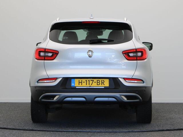 Renault KADJAR 1.3 TCe 160pk Black Edition | Panoramisch dak | Alcantara bekleding | BOSE | Stoelverwarming | Elek. bedienbare stoelen |