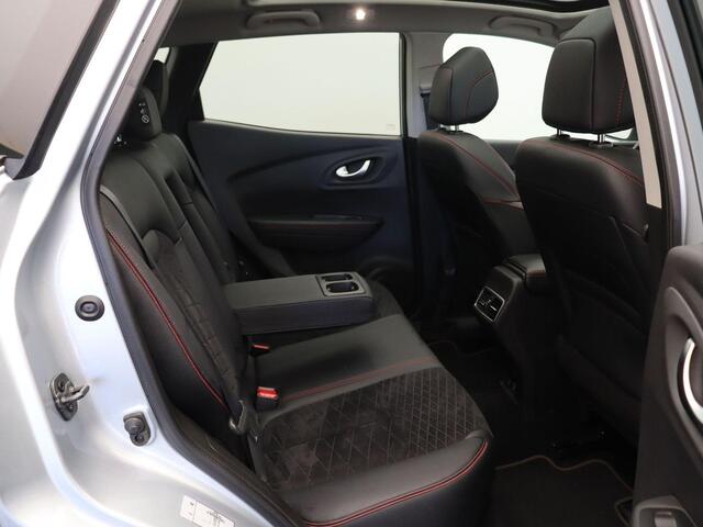 Renault KADJAR 1.3 TCe 160pk Black Edition | Panoramisch dak | Alcantara bekleding | BOSE | Stoelverwarming | Elek. bedienbare stoelen |