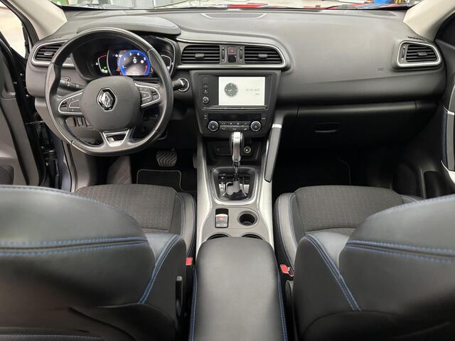 Renault KADJAR 1.2 TCe Bose / AUTOMAAT / Metaalkleur / Pack Luxe / Easy Life Pack / Pack Lumière / Winter Pack / Pack Technology / Parkeersensoren voor + achter / Navigatiesysteem full map / Lichtmetalen velgen 19" / Cruise control / Apple Car Play & Android Auto / Auto