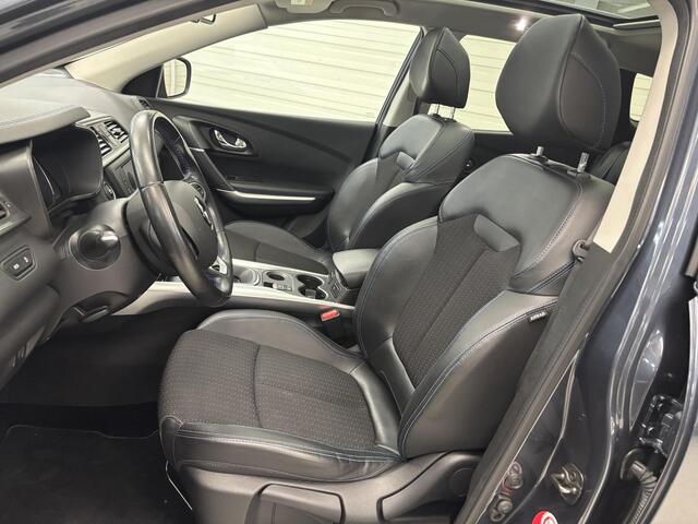 Renault KADJAR 1.2 TCe Bose / AUTOMAAT / Metaalkleur / Pack Luxe / Easy Life Pack / Pack Lumière / Winter Pack / Pack Technology / Parkeersensoren voor + achter / Navigatiesysteem full map / Lichtmetalen velgen 19" / Cruise control / Apple Car Play & Android Auto / Auto