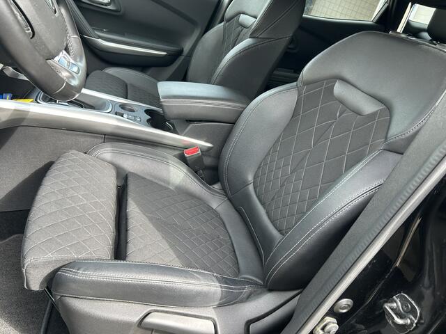 Renault KADJAR 1.3 TCe Intens | Achteruitrijcamera | Cruise control | Bluetooth | Trekhaak