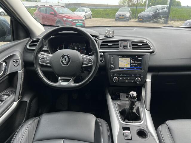Renault KADJAR 1.5 dCi Intens | Trekhaak | Achteruitrijcamera | Dodehoek detectie | Voorruit verwarming | Navigatie | DAB | Key-less | Parkeersensoren | Lichtmetaal |