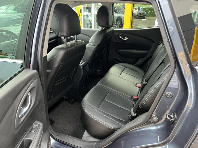 Renault KADJAR 1.5 dCi Intens | Trekhaak | Achteruitrijcamera | Dodehoek detectie | Voorruit verwarming | Navigatie | DAB | Key-less | Parkeersensoren | Lichtmetaal |