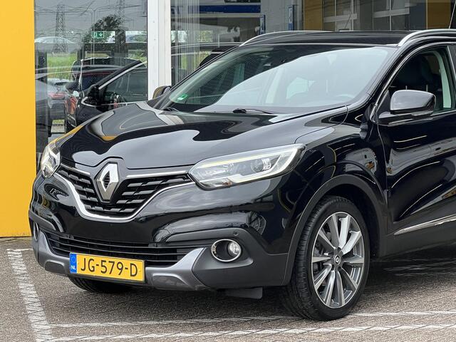 Renault KADJAR 1.5 dCi Intens | Trekhaak | 100% dlr onderhouden | Navigatie | Parkeersensoren | Cruise Control | Lichtmetaal | Climate Control | Key-less |