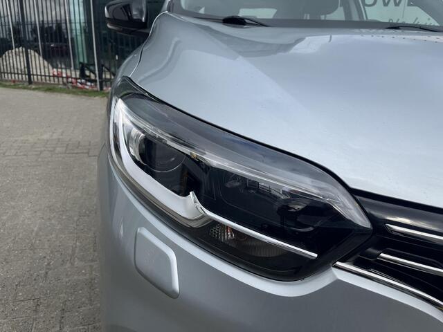 Renault KADJAR 1.3 TCe Limited / PANAROMISCH DAK / CAMERA / PARKEERSENSOREN