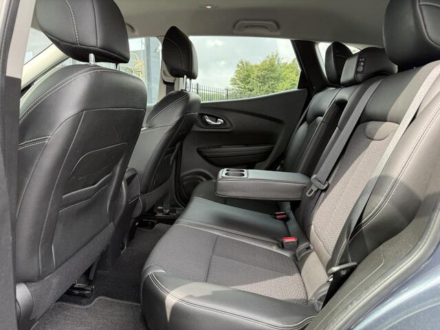 Renault KADJAR 1.2 TCe Intens Navi,Clima,Cruise,Trekhaak,Camera,131pk,Stoelverwarming,Dealer Onderhouden,N.A.P,APK tot 07-2026