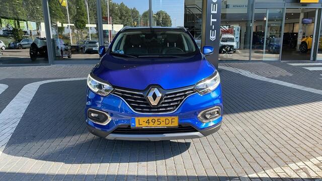 Renault KADJAR 1.3 TCe Intens TREKHAAK / AUTOMAAT / ELEC RAMEN EN VERSTELBARE SPIEGELS /CLIMOTRONIC / NAVIGATIE / BLEUTOOTH / GLAZENDAK MET VERDUISTERING