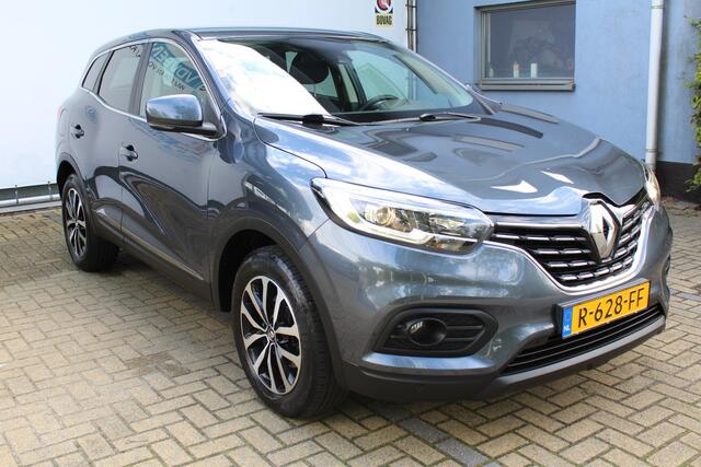 Renault KADJAR 1.3 TCe Equilibre | Incl. 12 maanden Garantie | Wegklapbare trekhaak | Achteruitrijcamera | Dealer onderhouden | Parkeersensoren V+A | Keyless entry/start | Climate controle | Navigatie | Apple CarPlay/Android Auto | Dodehoeksensoren | Cruise controle | O