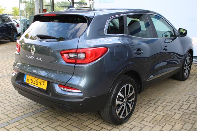 Renault KADJAR 1.3 TCe Equilibre | Incl. 12 maanden Garantie | Wegklapbare trekhaak | Achteruitrijcamera | Dealer onderhouden | Parkeersensoren V+A | Keyless entry/start | Climate controle | Navigatie | Apple CarPlay/Android Auto | Dodehoeksensoren | Cruise controle | O