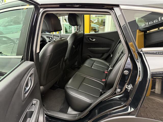 Renault KADJAR 1.2 TCe Bose | NAP | Trekhaak | Stoelverwarming | Achteruitrijcamera | Leer | Elektrisch verstelbare bestuurderstoel | LED | DAB | Navigatie | Climate Control |