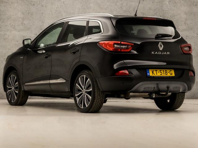 Renault KADJAR 1.2 TCe Bose (PANORAMADAK, NAVIGATIE, CLIMATE, BOSE AUDIO, GETINT GLAS, LEDER, SPORTSTOELEN, PARKEERSENSOREN, TREKHAAK, CRUISE, NIEUWE APK, NIEUWSTAAT)