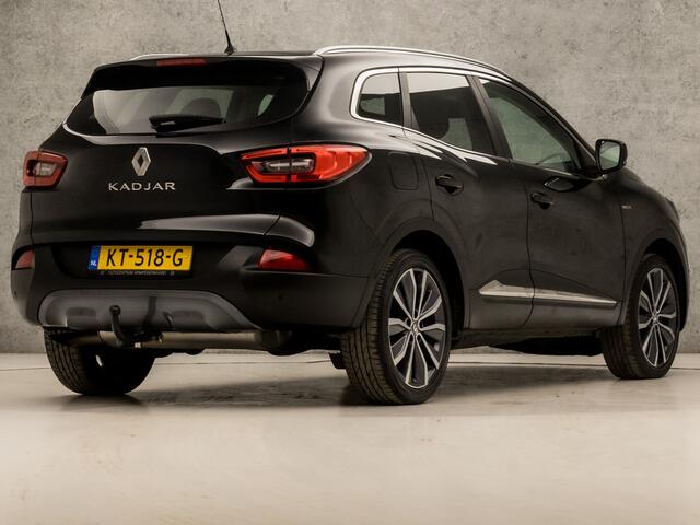 Renault KADJAR 1.2 TCe Bose (PANORAMADAK, NAVIGATIE, CLIMATE, BOSE AUDIO, GETINT GLAS, LEDER, SPORTSTOELEN, PARKEERSENSOREN, TREKHAAK, CRUISE, NIEUWE APK, NIEUWSTAAT)
