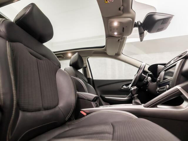 Renault KADJAR 1.2 TCe Bose (PANORAMADAK, NAVIGATIE, CLIMATE, BOSE AUDIO, GETINT GLAS, LEDER, SPORTSTOELEN, PARKEERSENSOREN, TREKHAAK, CRUISE, NIEUWE APK, NIEUWSTAAT)