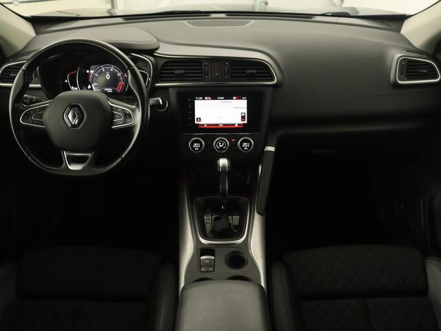 Renault KADJAR 1.3 TCe Zen | Panoramadak | Trekhaak | Leder | Keyless | Full LED | Camera | Sfeerverlichting | Carplay | Navigatie | Stoelverwarming | LMV 19 inch