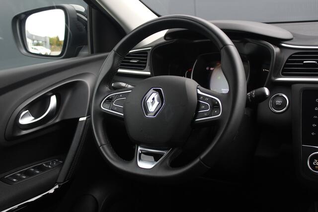 Renault KADJAR 1.3 TCe Equilibre | Incl. 12 maanden garantie | Achteruitrijcamera | Parkeersensoren | Lichtmetalen velgen | Bluetooth | Climate control | Navigatie | Cruise control