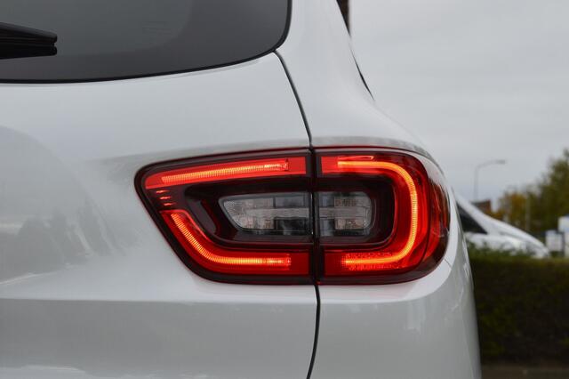 Renault KADJAR 1.3 TCe Intens Rijklaarprijs-Garantie Rijklaarprijs-Garantie Panoramadak Trekhaak Sport interieur Camera
