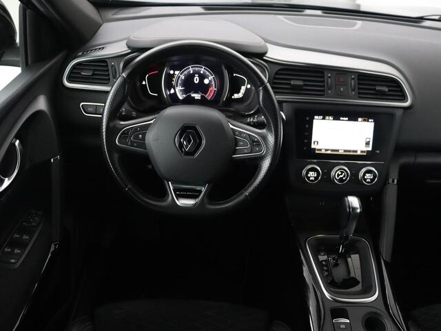Renault KADJAR 1.3 TCe Black Edition | Trekhaak | Stoelverwarming | Adaptive cruise | Leder/Alcantara | Camera | BOSE Sound | Carplay | Keyless | Navigatie | Full LED