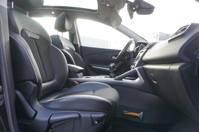 Renault KADJAR 1.2 TCe Bose | HALF LEDER | PANO.DAK | CAMERA | FULL LED | TREKHAAK |