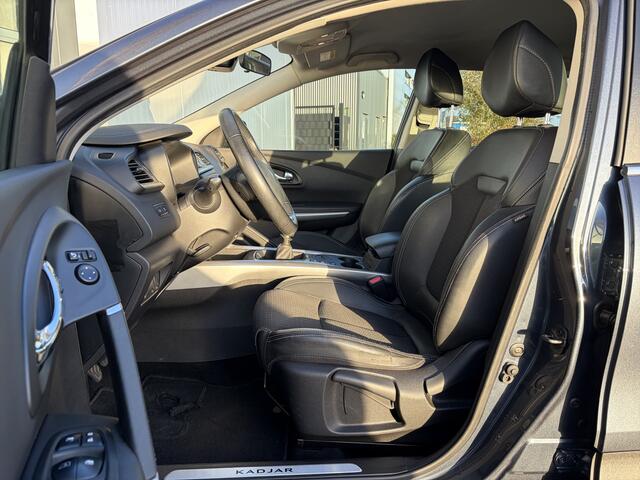 Renault KADJAR 1.2 TCe Intens 131pk | Airco automatisch | Bluetooth | Cruise control | Dab | Navigatiesysteem full map | Parkeersensor voor en achter | Trekhaak | Zeer nette auto!