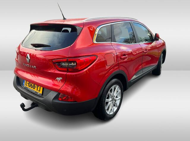 Renault KADJAR 1.2 TCe Intens / Trekhaak / Navigatie / Parkeerhulp V+A / Cruise Control / DAB / Keyless entry / 17'' / Stoelverwarming