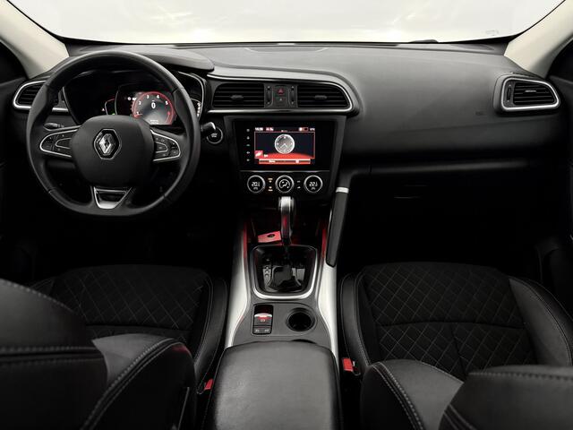 Renault KADJAR 1.3 TCe Techno Half leder, Camera, Navi, Keyless start, Virtual desk, Cruise control, Trekhaak, A start stop, Lichtmetalen velgen