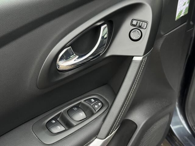 Renault KADJAR 1.2 TCe Extase / Panorama dak / 1500 Kg Trekgewicht / Navigatie / PDC / Cruise / Clima / LED /