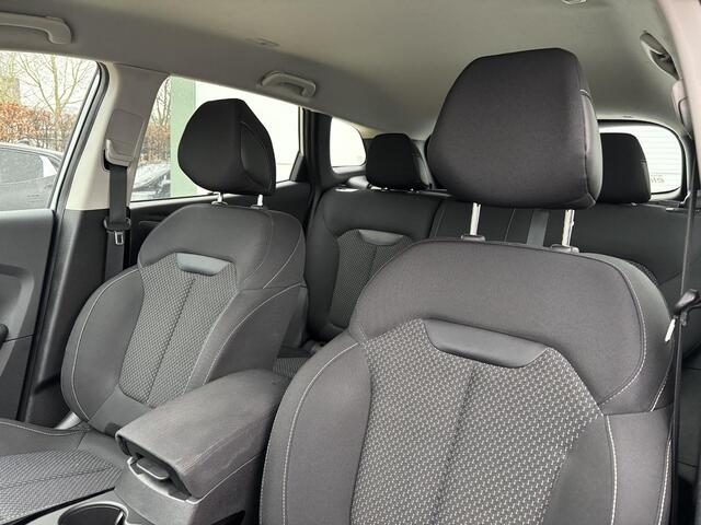 Renault KADJAR 1.3 TCe Zen | Navigatie | Aanhangwagen geremd | Lage km. stand |