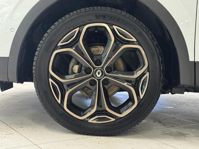 Renault KADJAR 1.3 TCe Black Edition | Navigatie | Camera | Cruise control adaptief | Stoelverwarming | Trekhaak |