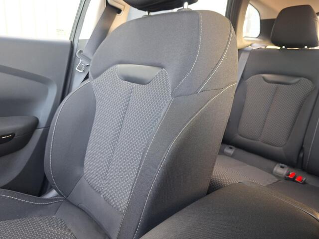 Renault KADJAR 1.2 TCe Limited | Trekhaak | Dealeronderhouden | All Seasons | Climate | Navi | CC |