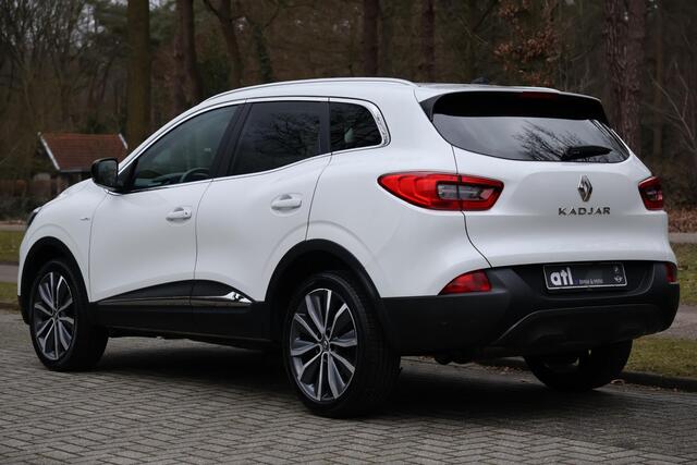 Renault KADJAR 1.2 TCe Bose Bose | Navi | Stoelverwarming | Klima | Led Pure Vision | Acheruitrijcamera | Lichtmetalen velgen | Bluetooth I Etc.