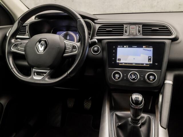 Renault KADJAR 1.3 TCe Intens Sport (APPLE CARPLAY, NAVIGATIE, CLIMATE, CAMERA, LEDER, KEYLESS, SPORTSTOELEN, GETINT GLAS, TREKHAAK, CRUISE, NIEUWSTAAT)