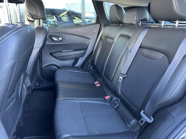 Renault KADJAR 1.2 TCe Intens 131PK | Dealeronderhouden | NL AUTO | Trekhaak | Dodehoekdetectie | Achteruitrijcamera | Climate Control |