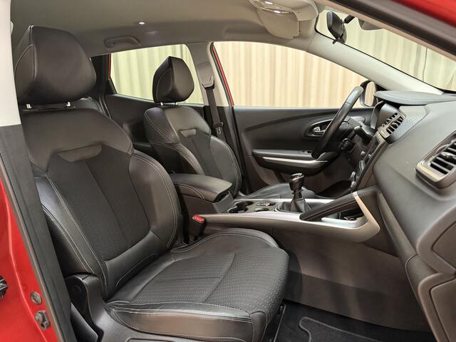 Renault KADJAR 1.2 TCe Dealer Onderhouden / Eerste Eigenaar / Trekhaak / 1/2 Leder / Navigatie / Cruise / ECC Clima