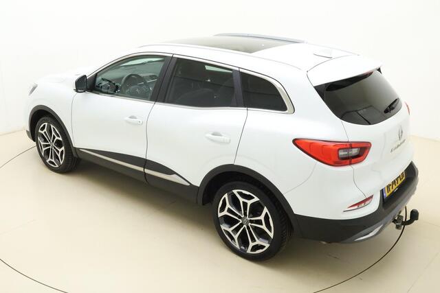 Renault KADJAR 1.3 TCe Intens | Apple carplay/Android auto | Trekhaak | Cruise control | Climate control | Achteruitrijcamera | Panoramadak | Lichtmetalen velgen 19'' | Stoelverwarming |