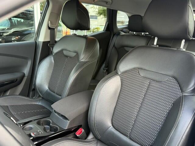 Renault KADJAR 1.2 TCe Limited - PDC v+a | Carplay | DAB | All Season