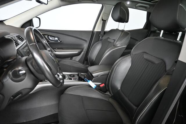 Renault KADJAR 1.2 TCe Bose Automaat Clima Navigatie Panoramadak Goed Onderhouden! Inruil Mogelijk!