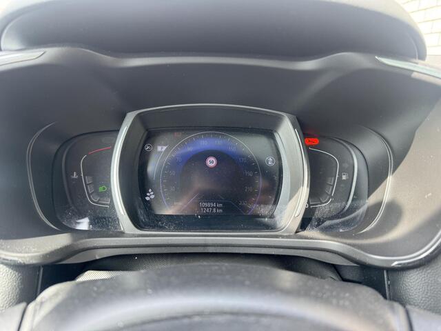Renault KADJAR 1.3 TCe Intens | Trekhaak | Panoramadak | Stoelverwarming | Achteruitrijcamera | BOSE-Audiosysteem |