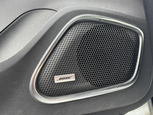 Renault KADJAR 1.3 TCe Intens | Trekhaak | Panoramadak | Stoelverwarming | Achteruitrijcamera | BOSE-Audiosysteem |