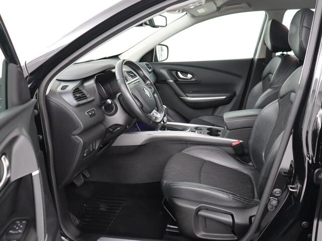 Renault KADJAR 1.3 TCe Intens | Automaat | Trekhaak | Carplay | Camera | Half leder | Keyless | Full LED | Navigatie | Dodehoek detectie | Cruise control | DAB | Climate control