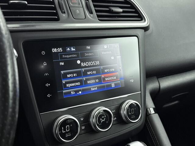 Renault KADJAR 1.3 TCe Black Edition | Climate Control / ECC | Licht metalen velgen 19 inch | Cruise control | Navigatie | Half lederen bekleding grijs | Stoelverwarming | LED koplampen | Park Distance Control voor en achter | Achteruitrijcamera | Dakrailing |