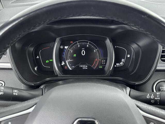 Renault KADJAR 1.3 TCe Black Edition | Climate Control / ECC | Licht metalen velgen 19 inch | Cruise control | Navigatie | Half lederen bekleding grijs | Stoelverwarming | LED koplampen | Park Distance Control voor en achter | Achteruitrijcamera | Dakrailing |