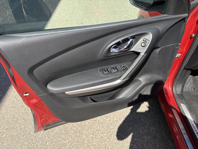 Renault KADJAR 1.2 TCe Intens / NAVI / LEER / CRUISE / 143dkm! NAP!