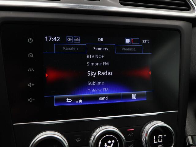 Renault KADJAR 1.3 140 Pk TCe Equilibre | Stoelverwarming | Camera | Cruise control | Climatronic | Navigatie | 17 Inch | 55.398 Km !!