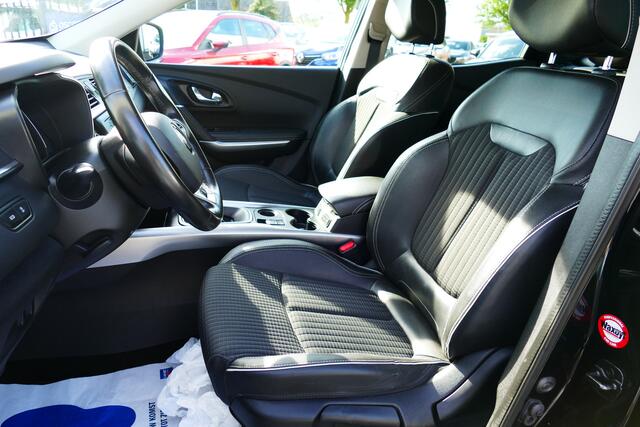 Renault KADJAR 1.2 TCe Bose. Half Leer, StoelVerw, Camera, 19"LMV, Haak 1500kg