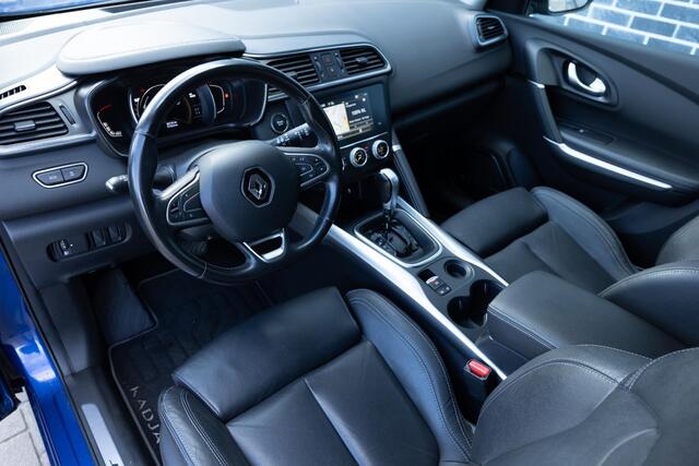 Renault KADJAR 1.3 TCe 140 EDC Bose | Achteruitrijcamera | Dodehoekdetectie | Lederen Bekleding | Stoelverwarming | Bose Audio | Parkeersensoren | Navigatie | Apple Carplay | Android Auto | LED Koplampen | Lichtmetalen Velgen
