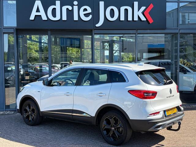 Renault KADJAR 1.3 TCe Black Edition TREKHAAK | CLIMATE CONTROL | PANORAMA DAK | 19 INCH LM | APPLE + ANDROID AUTO | CRUISE CONTROL | BOSE AUDIO |
